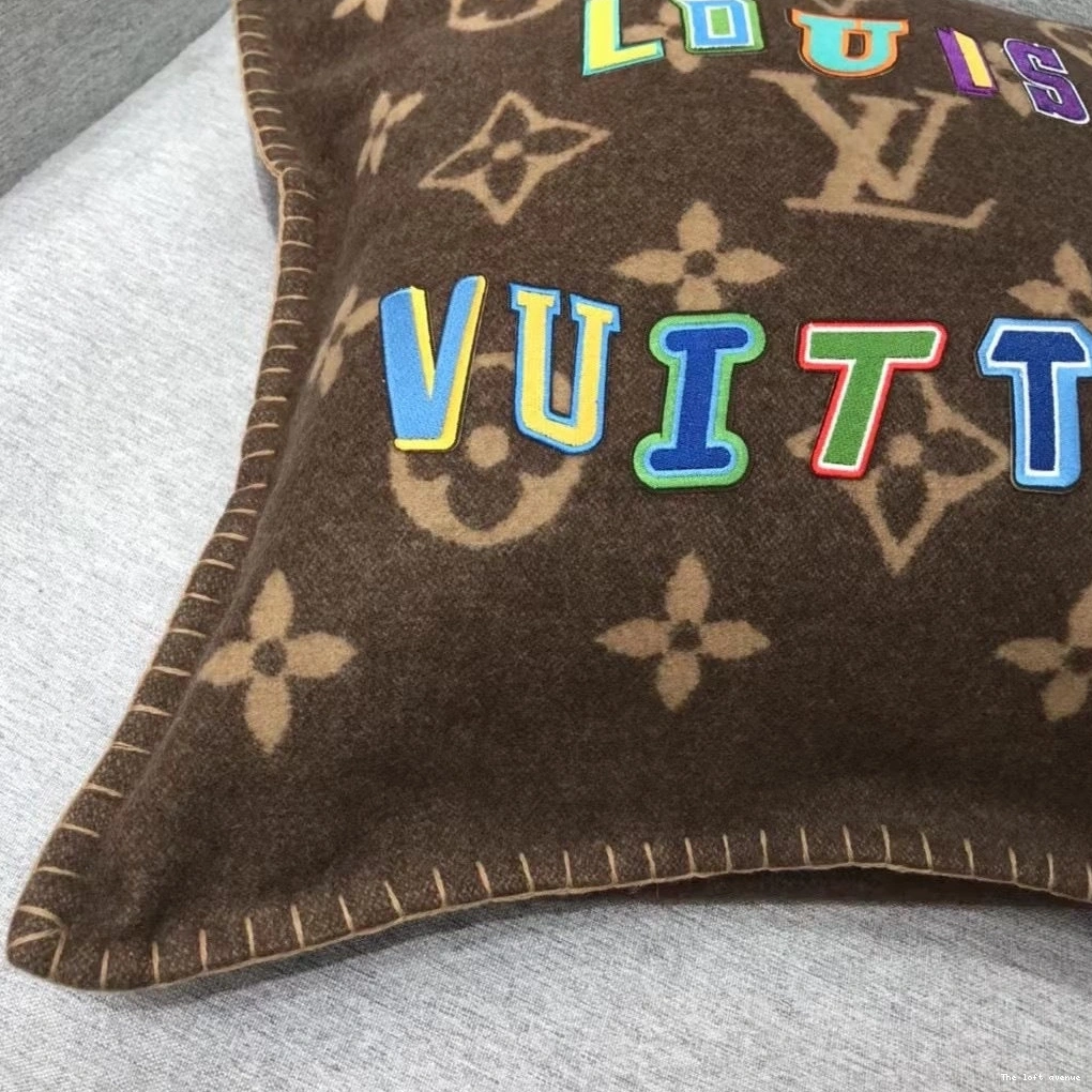 WOOL THROW LV CUSTOM PILLOW LETTERS 0817